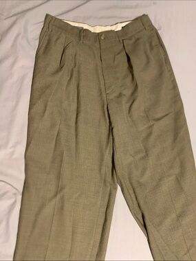 Classic Pleated Dress Pants in Olive Green